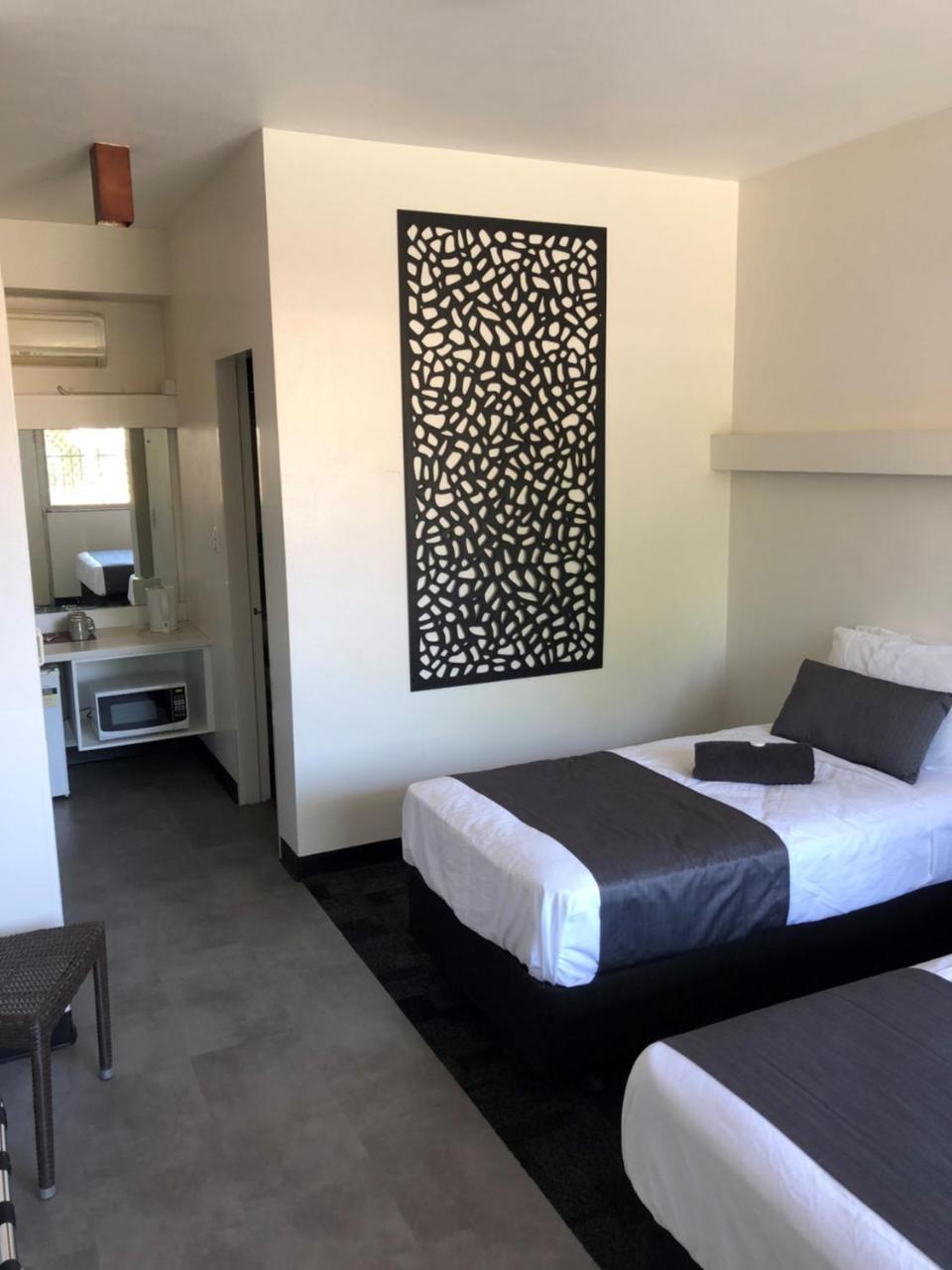 קתרין The Stuart Hotel-Motel מראה חיצוני תמונה
