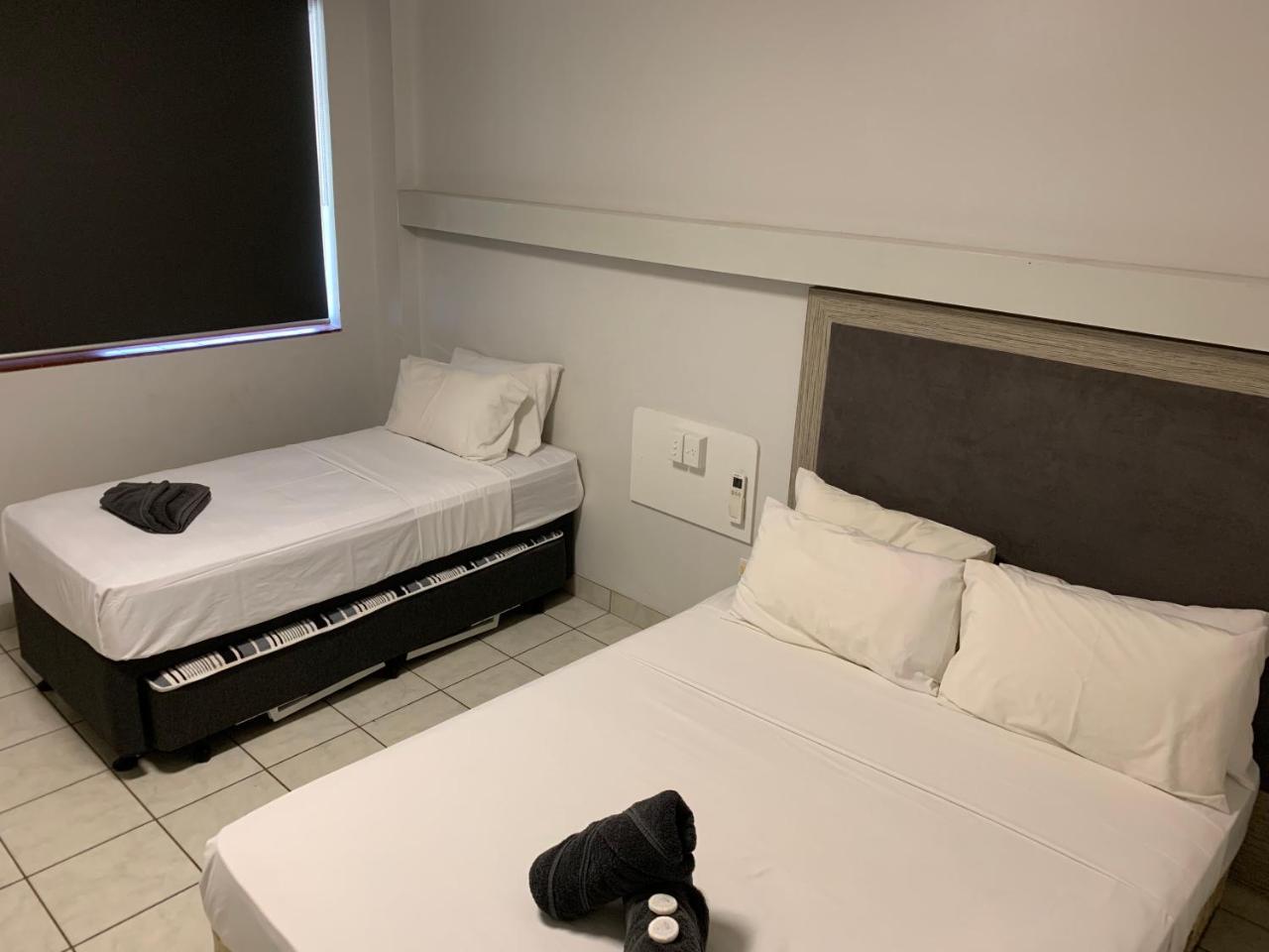 קתרין The Stuart Hotel-Motel מראה חיצוני תמונה